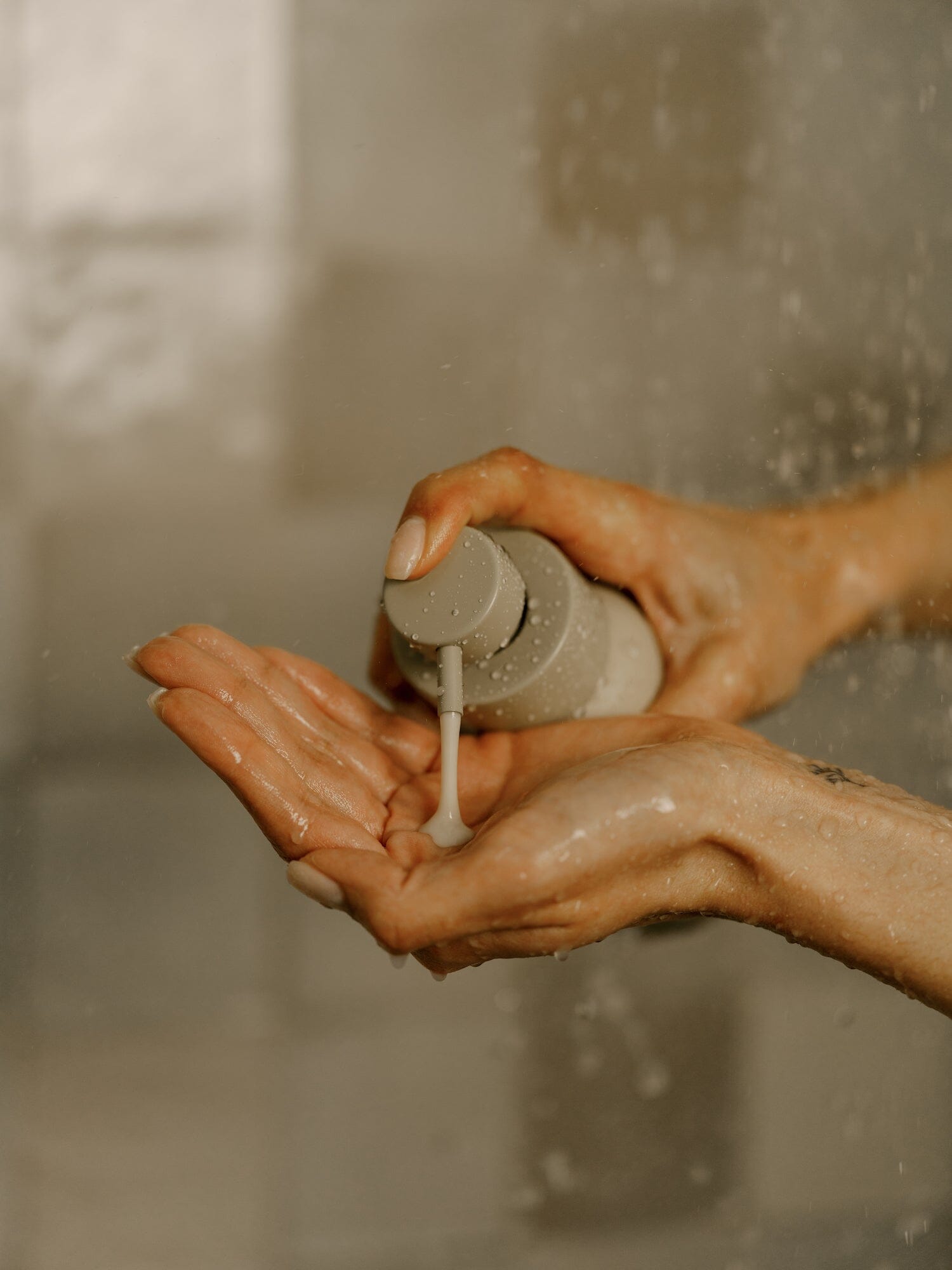 Almond + Vanilla Body Wash 3 Almond + Vanilla Body Wash